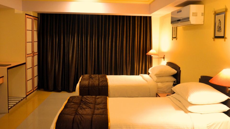 Hotel Rajputana Palace, Jodhpur Jodhpur super deluxe hotel rajputana palace jodhpur rajasthan 1